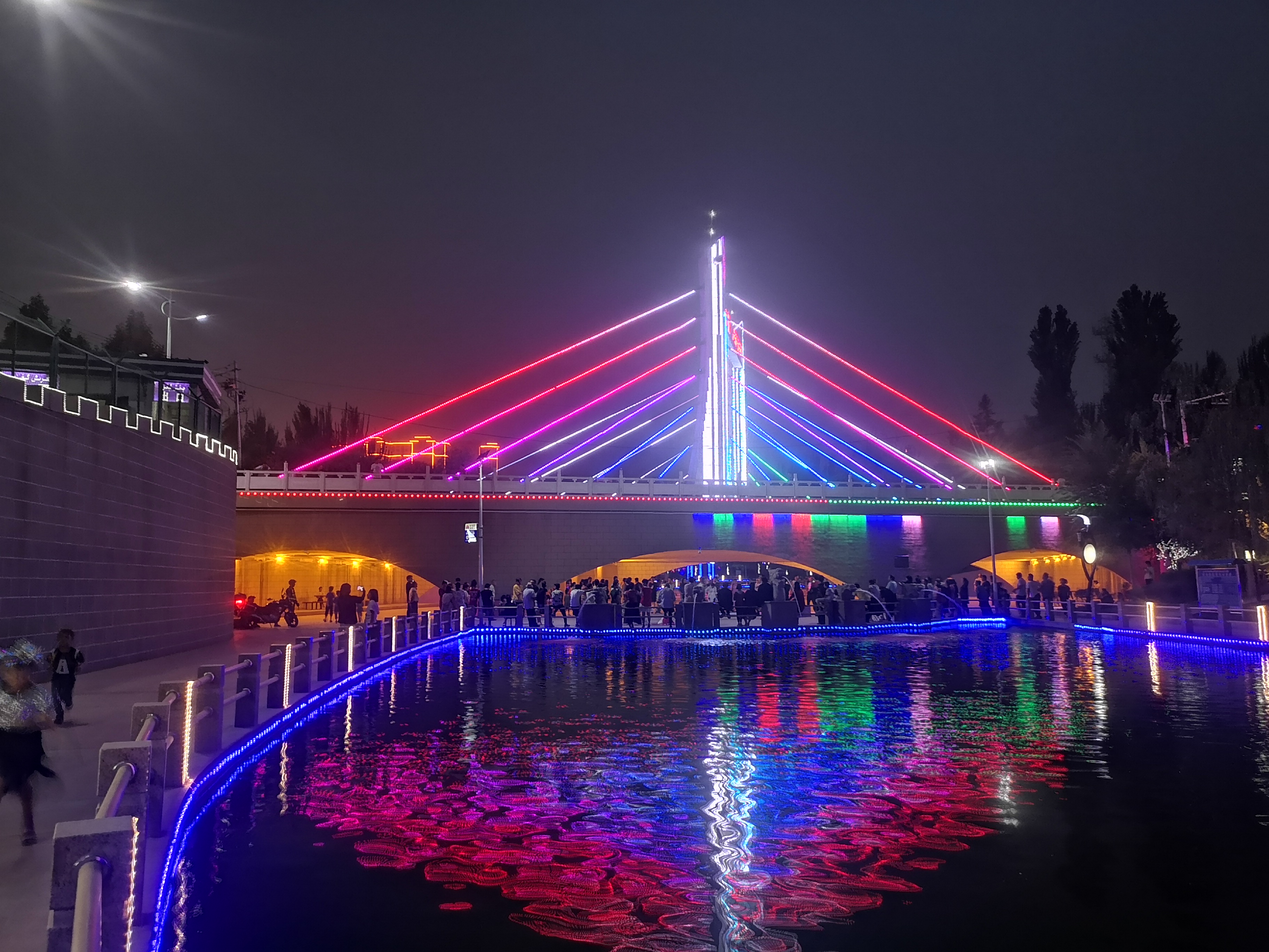 和田有家大气的商家!人均108畅吃爆款海鲜自助餐厅!